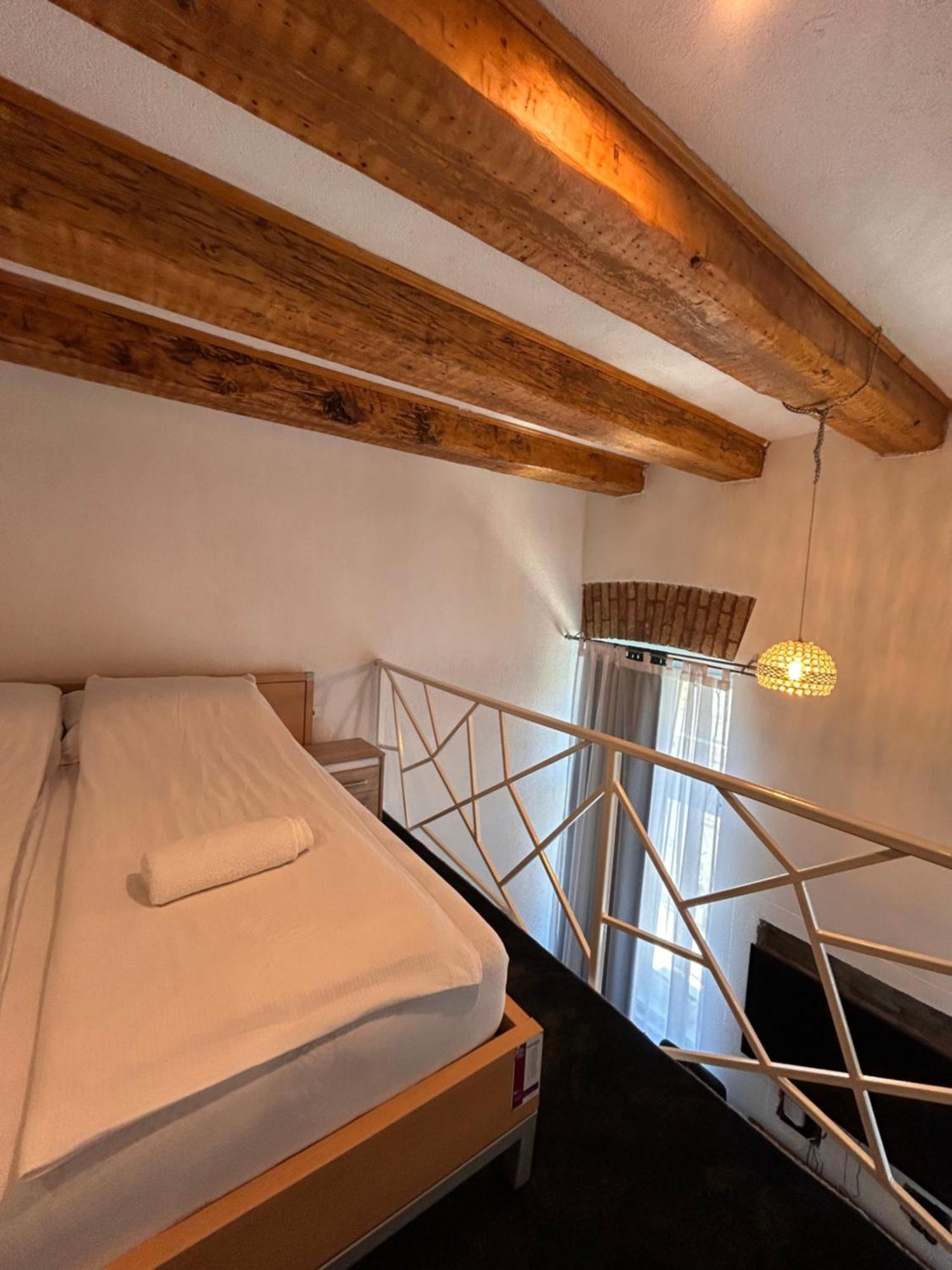 Latin Bridge Apartment Сараево Экстерьер фото